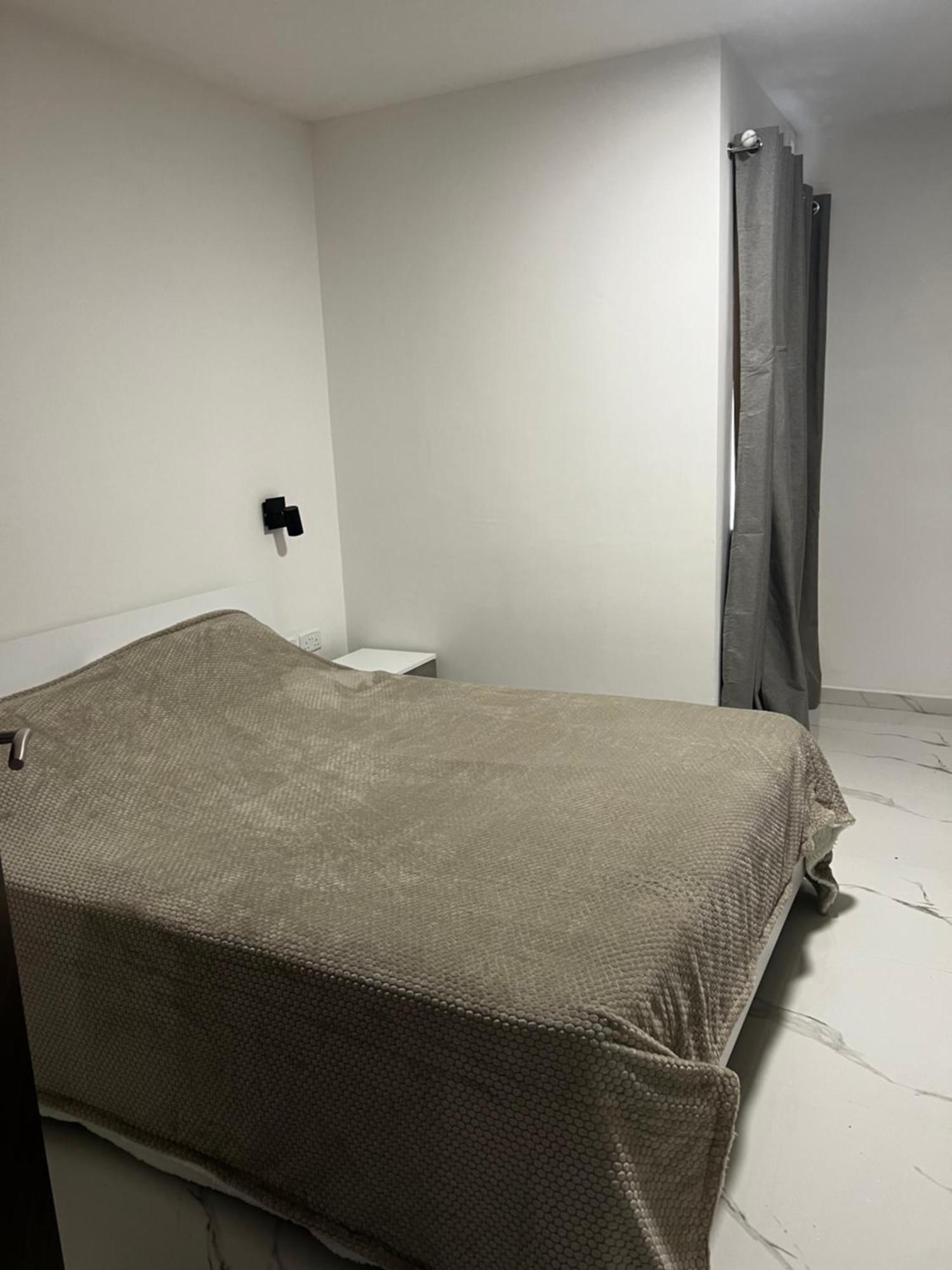 Luqa 3 Bedroom Penthouse T Екстер'єр фото